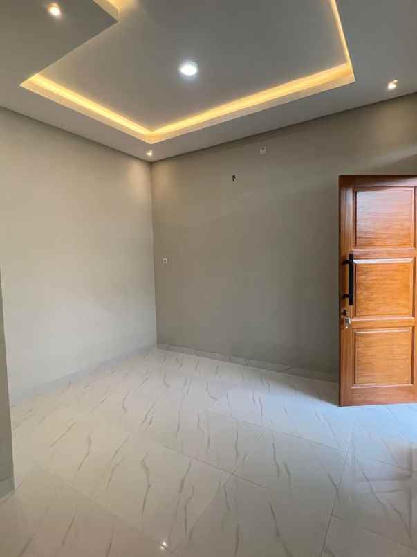 dijual rumah utan kayu matraman jakarta