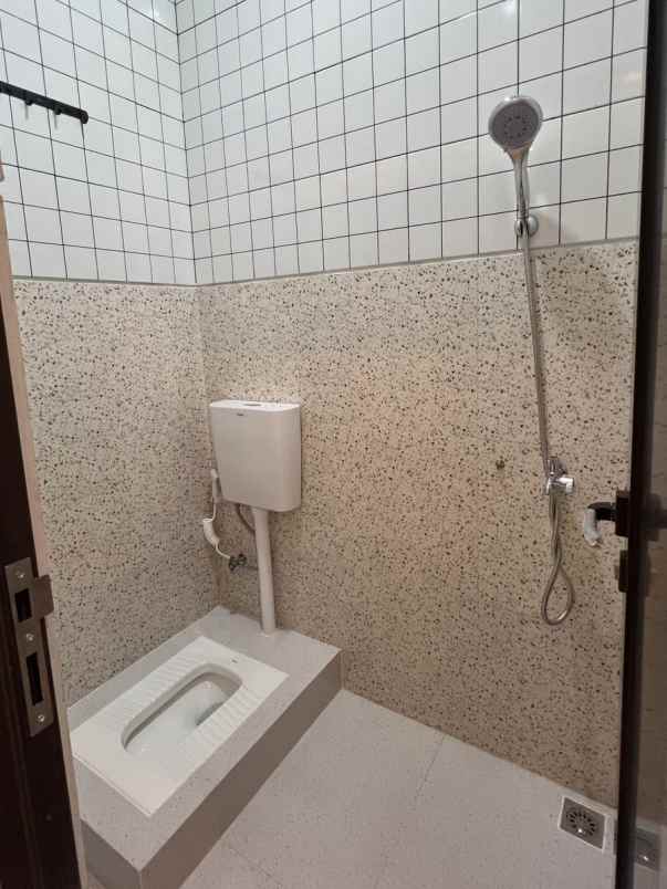 dijual rumah utan kayu matraman jakarta