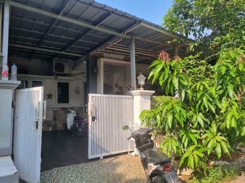 dijual rumah vila nusa indah 5 ciangsana