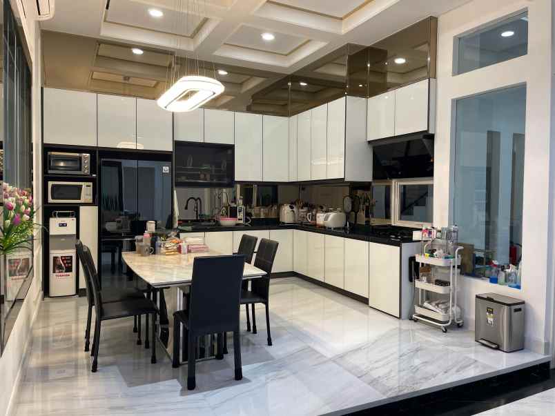 dijual rumah villa artha gading kelapa