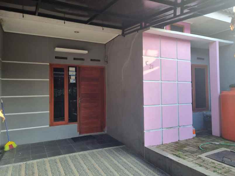 dijual rumah villa cilame regency