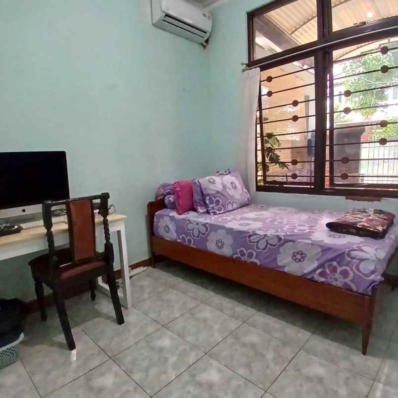 dijual rumah villa melati mas