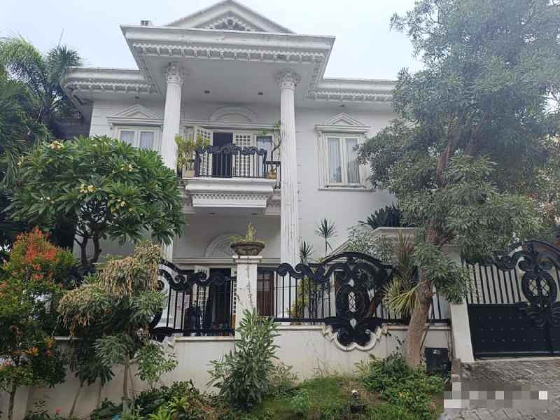 dijual rumah villa sentra raya surabaya