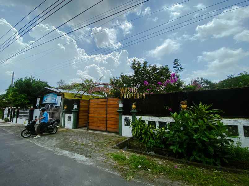 dijual rumah wedomartani ngemplak