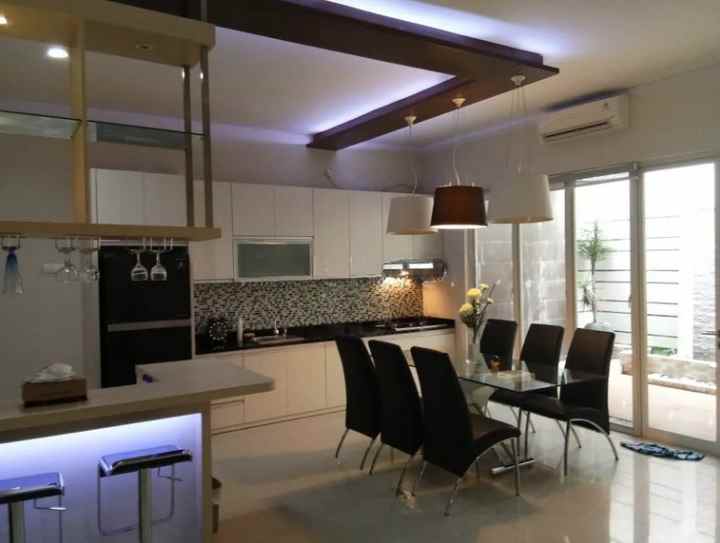 dijual rumah wisata bukit mas