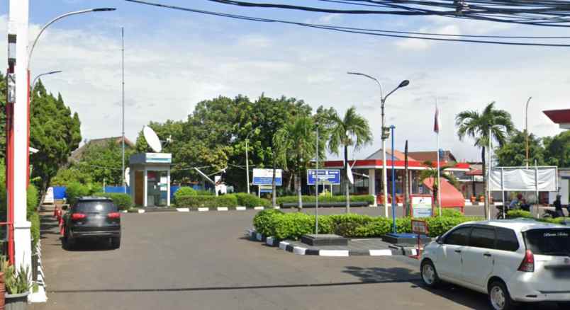 dijual spbu cipayung jakarta timur selalu ramai