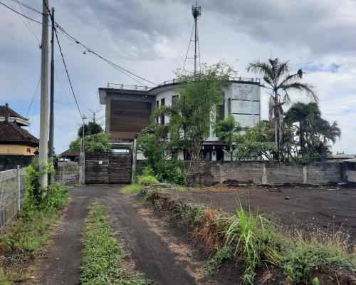 dijual tanah bonus gedung di ketewel gianyar bali