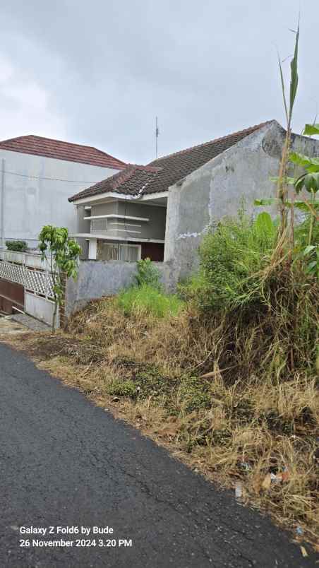 dijual tanah di jalan abdul gani atas