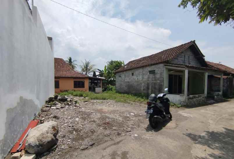 dijual tanah jl kaliurang km 12