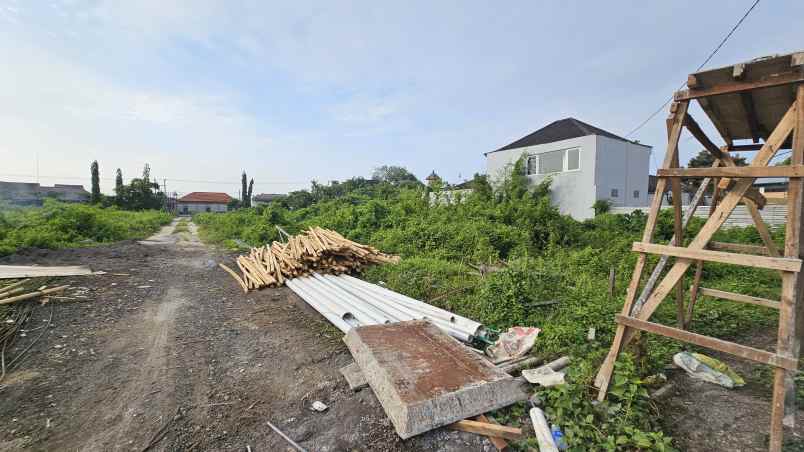 dijual tanah komersil lingkungan villa lokasi umalas