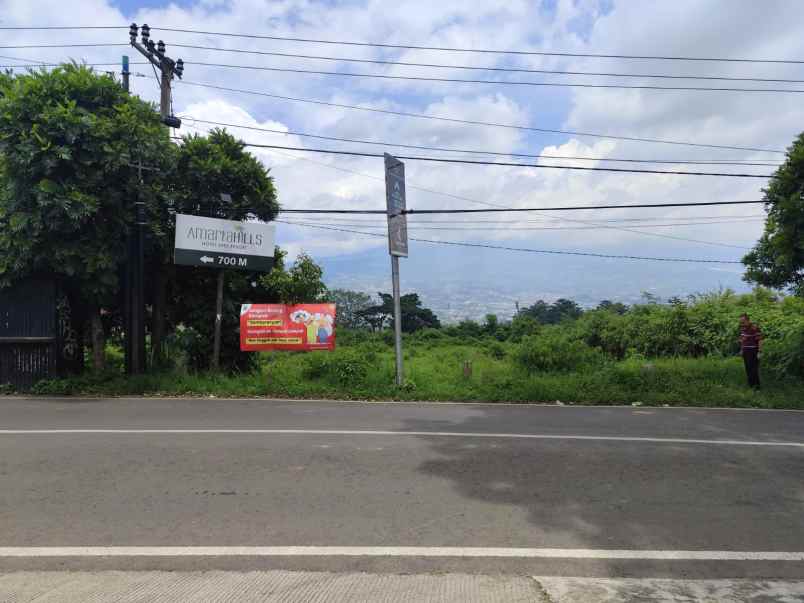 dijual tanah poros jalan abdul gani atas