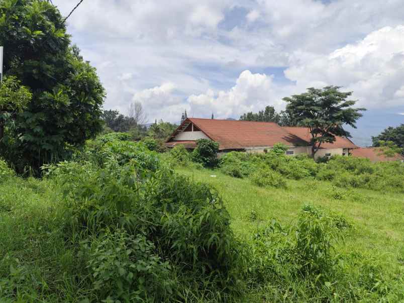 dijual tanah poros jalan abdul gani atas