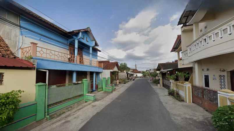 dijual tanah pugeran maguwoharjo depok