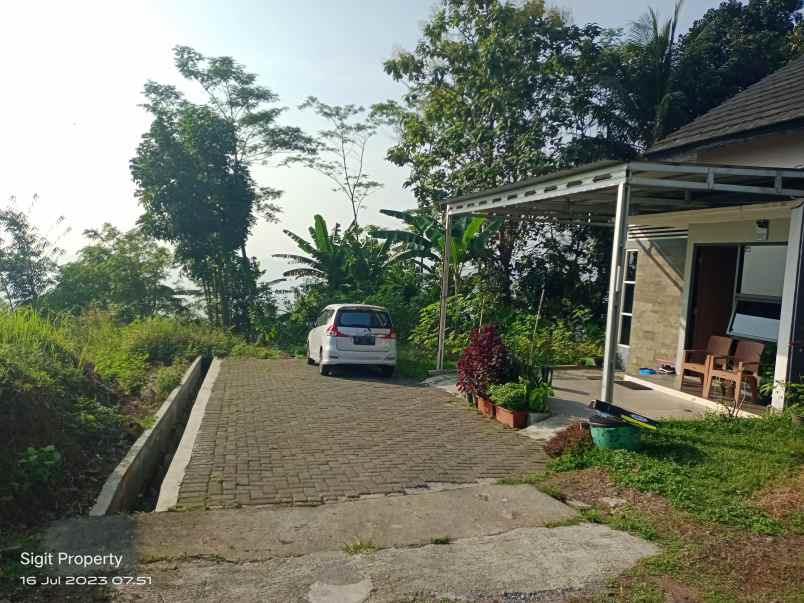 dijual tanah siroto