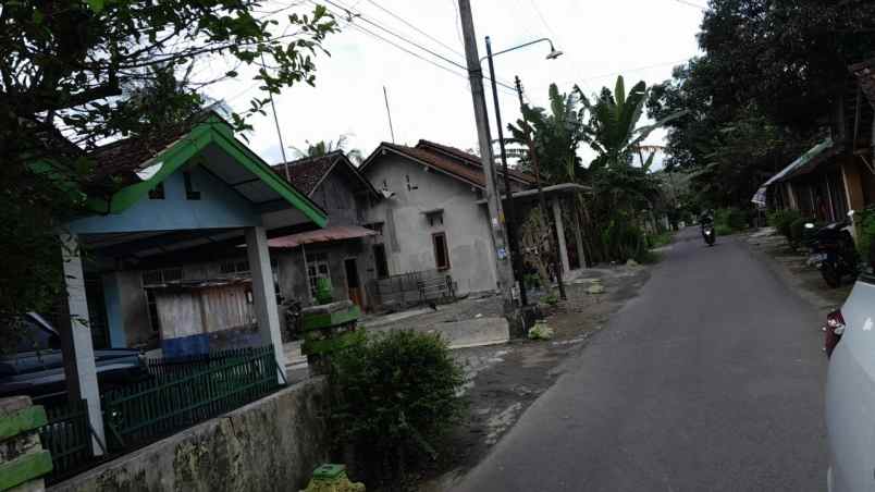 dijual tanah wates gerawulan giri peni