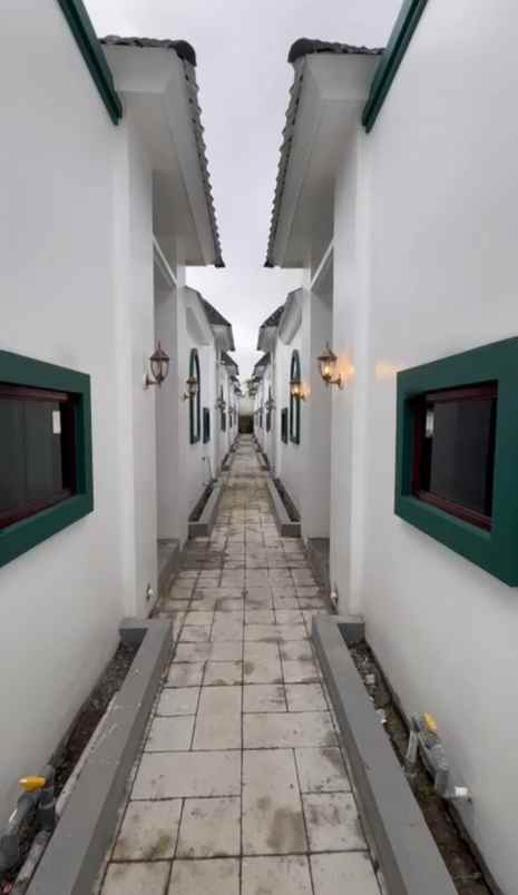 dijual unit villa oasis montana 2