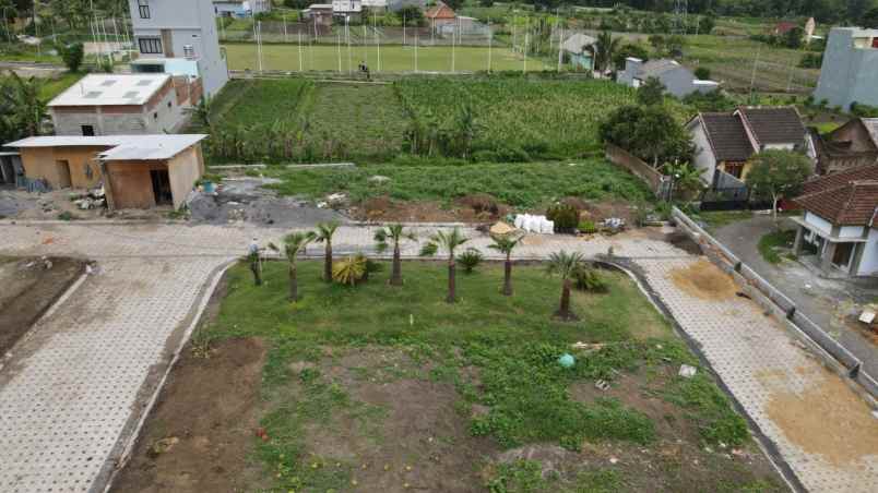 dijual villa atharanaya