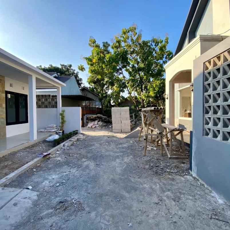 dijual villa belakang rsud prambanan