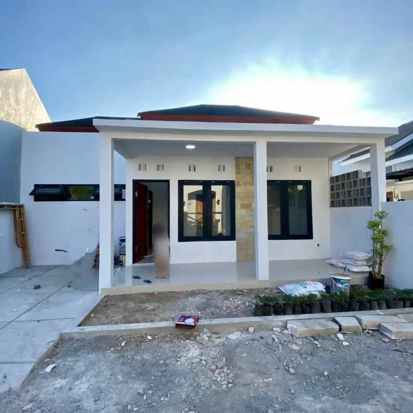 dijual villa belakang rsud prambanan