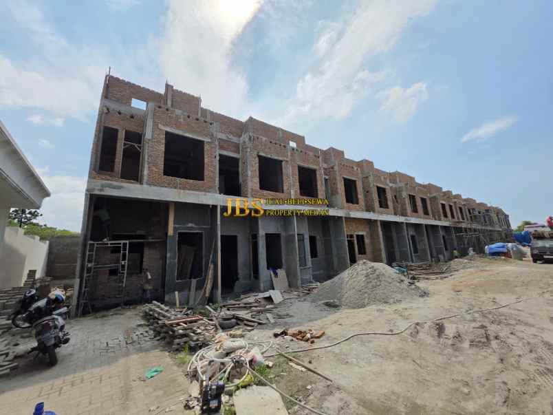 dijual villa de castillo residence 2