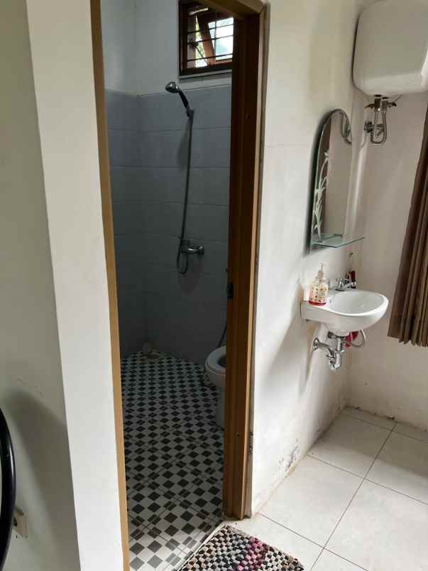 dijual villa estate trawas dekat jalan raya jl keramat
