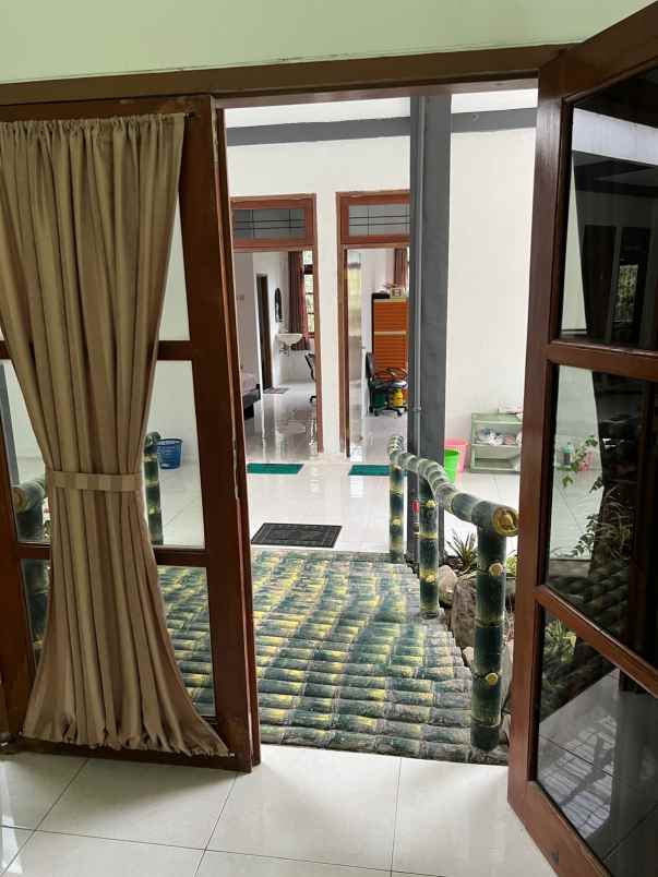 dijual villa estate trawas dekat jalan raya jl keramat