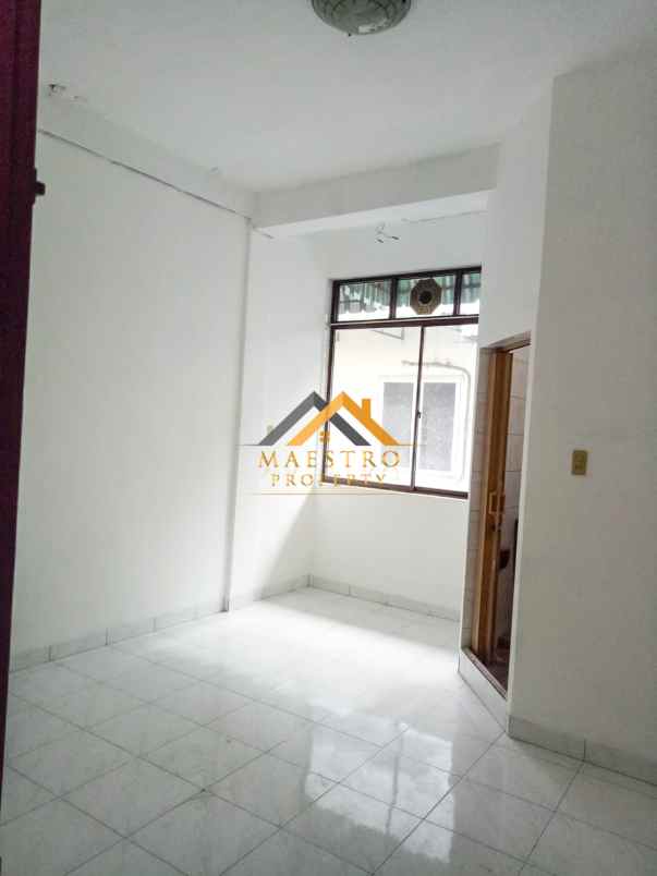 dijual villa jalan murai mas 1 dekat