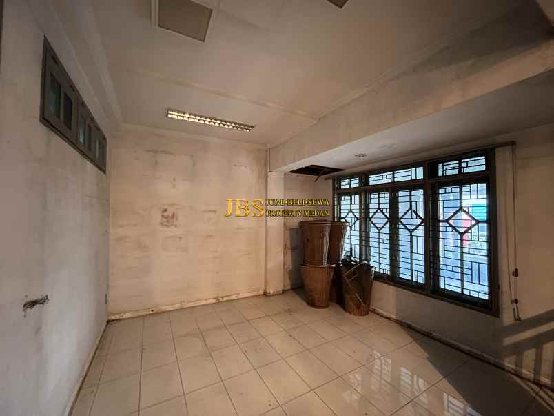 dijual villa jalan patimura jl s parman