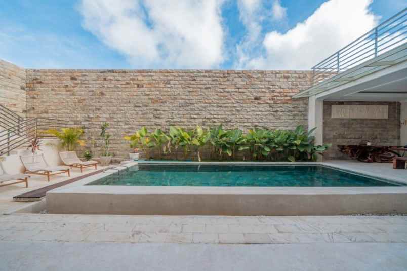 dijual villa jl raya uluwatu pecatu