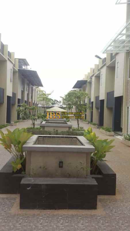 dijual villa kompek nusa dua residence