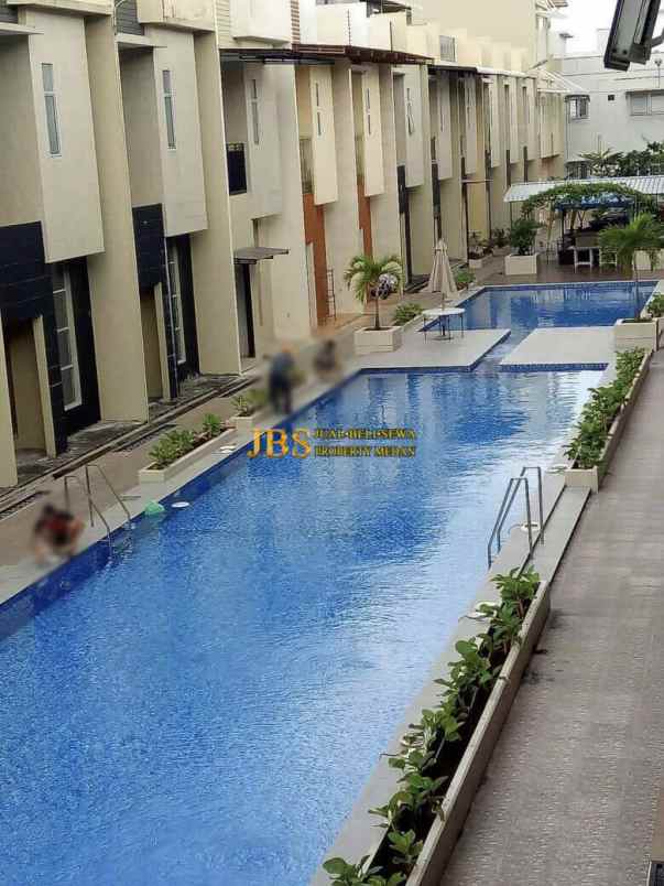 dijual villa kompek nusa dua residence