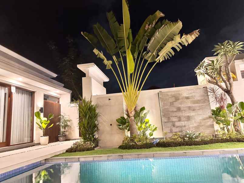 dijual villa lantai 1 lokasi sanur bali