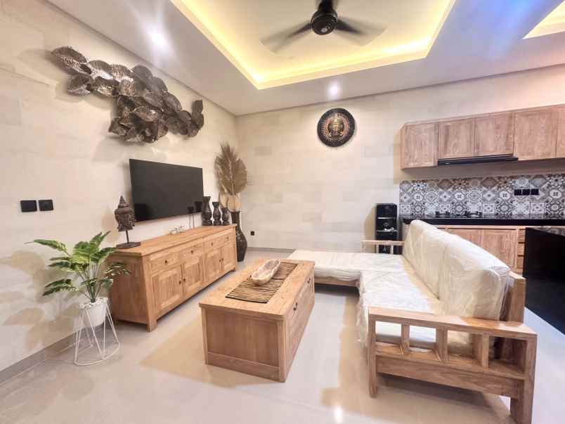 dijual villa lantai 1 lokasi sanur bali