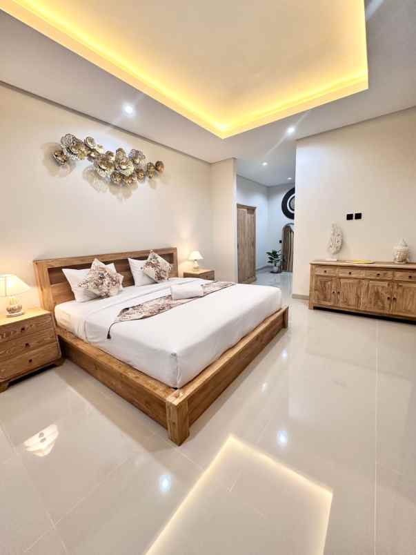 dijual villa lantai 1 lokasi sanur bali