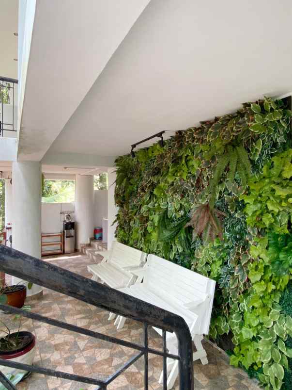 dijual villa puncak