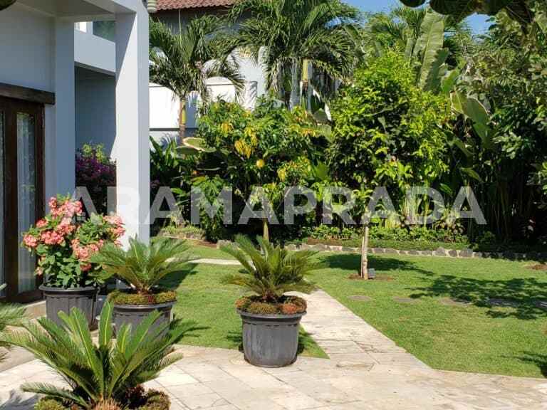 dijual villa singaraja