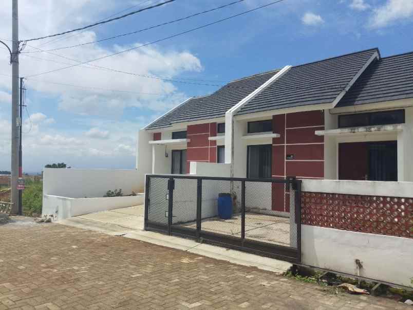 dijulcepat rumah dekat terminal cicaheum kota bandung