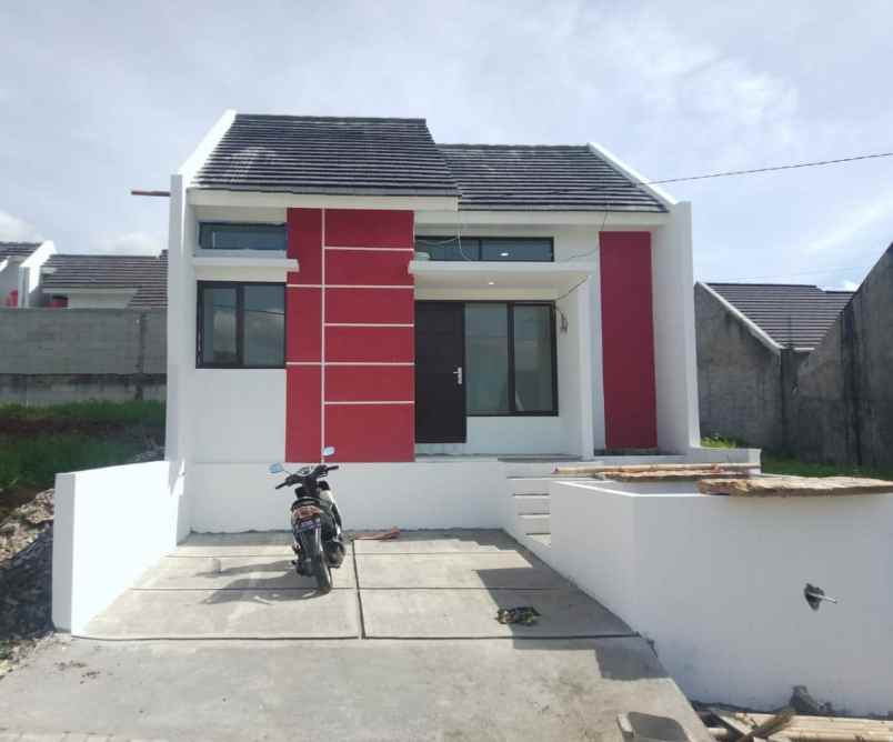 dijulcepat rumah dekat terminal cicaheum kota bandung