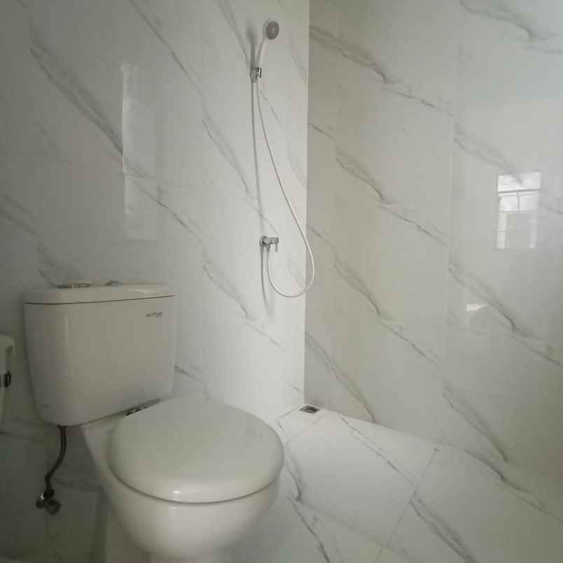 disewa rumah hook viridia lavon swan city tangerang