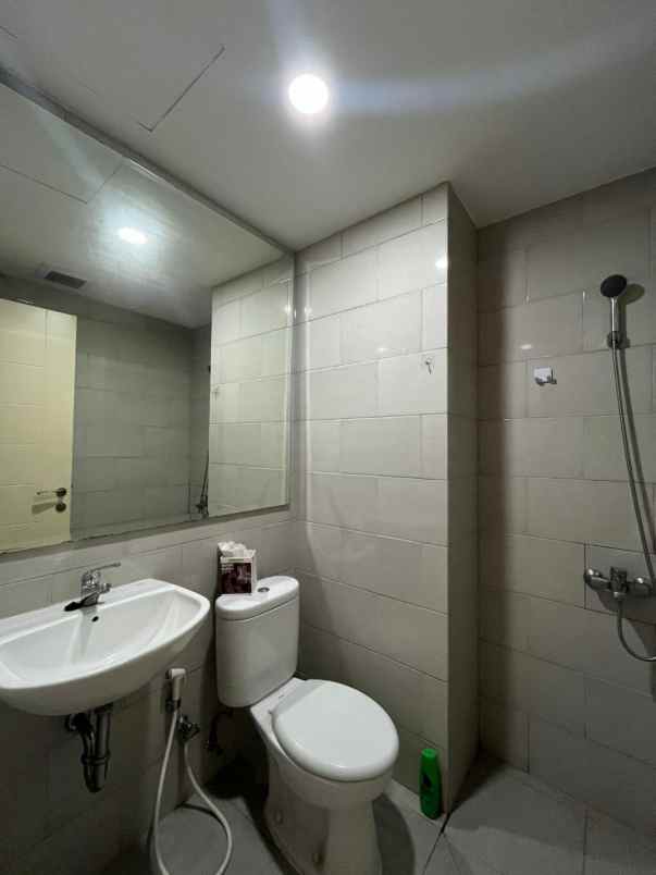 disewakan apartemen anderson