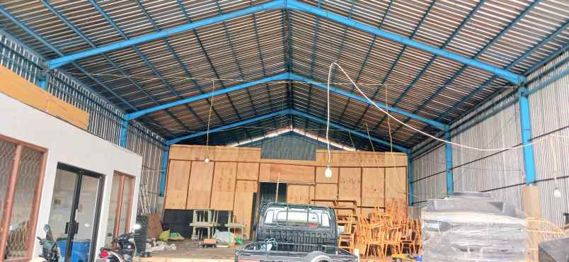 disewakan gudang 400 m2 area gatsu barat denpasar bali