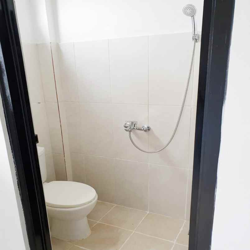 disewakan kost jl mandala no 29 kel kebon