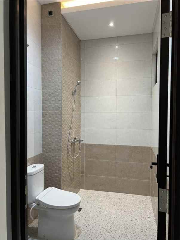 disewakan ruko gudang kantor mangga besar