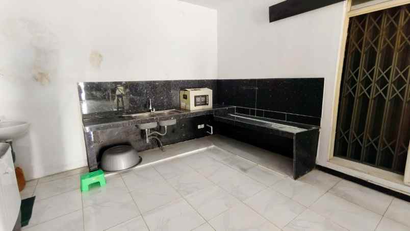 disewakan ruko gudang kantor ruko grand wisata jl