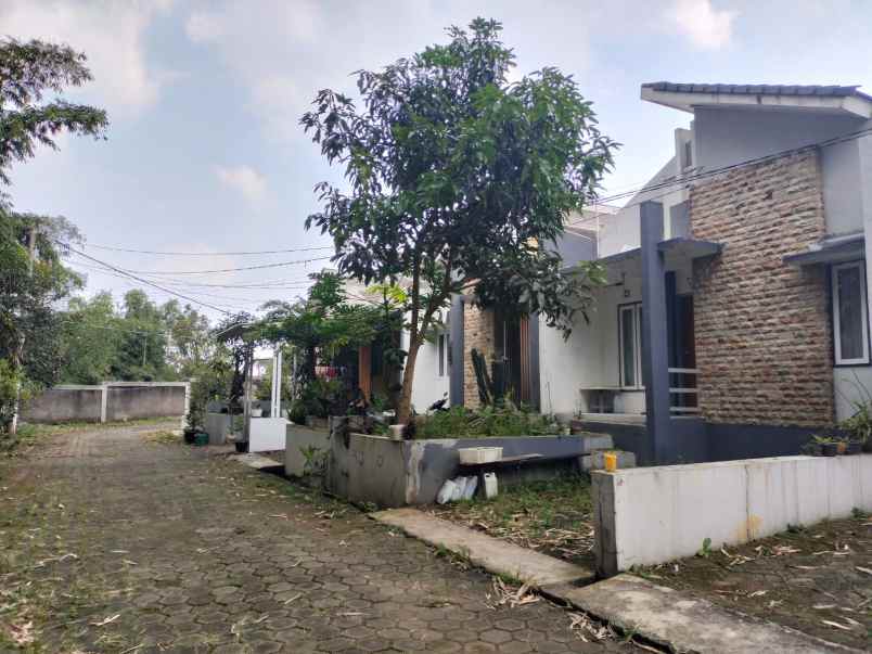 disewakan rumah cluster cihanjuang