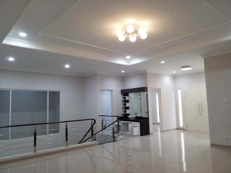 disewakan rumah graha famili blok l surabaya barat