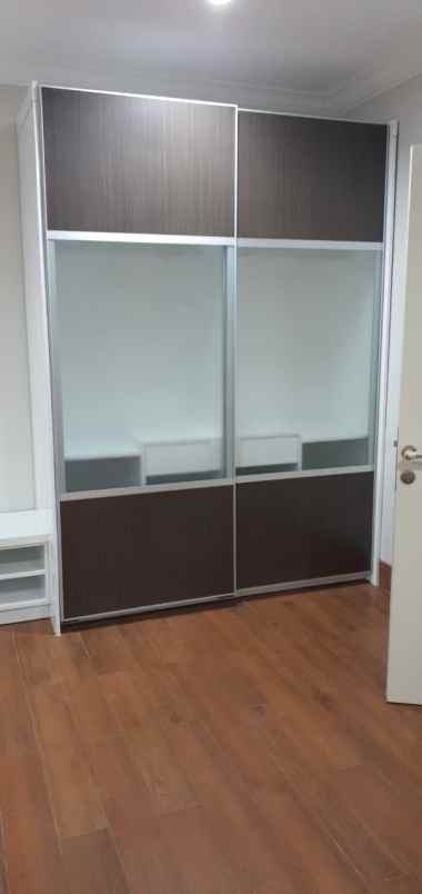 disewakan rumah graha famili blok l surabaya barat