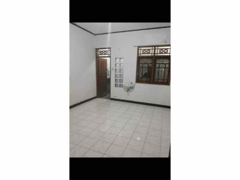 disewakan rumah jl binawarga ii rt06 07