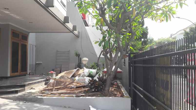 disewakan rumah kelapa gading