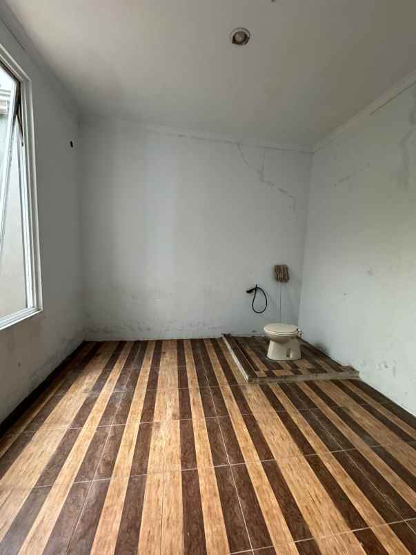 disewakan rumah talaga bestari